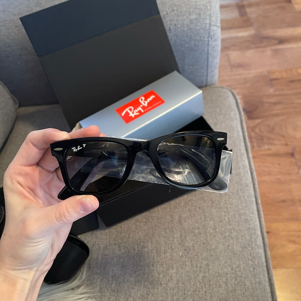 BRAND NEW RAY BAN